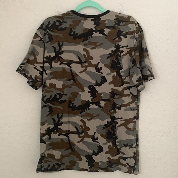 PAC Sun Camouflage Short Sleeve Roses Appliqué T-Shirt Women’s Size M - Picture 2 of 8